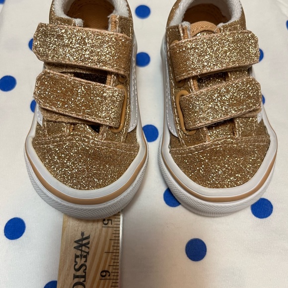 Toddler Old Skool Vans size 2 - Picture 5 of 6